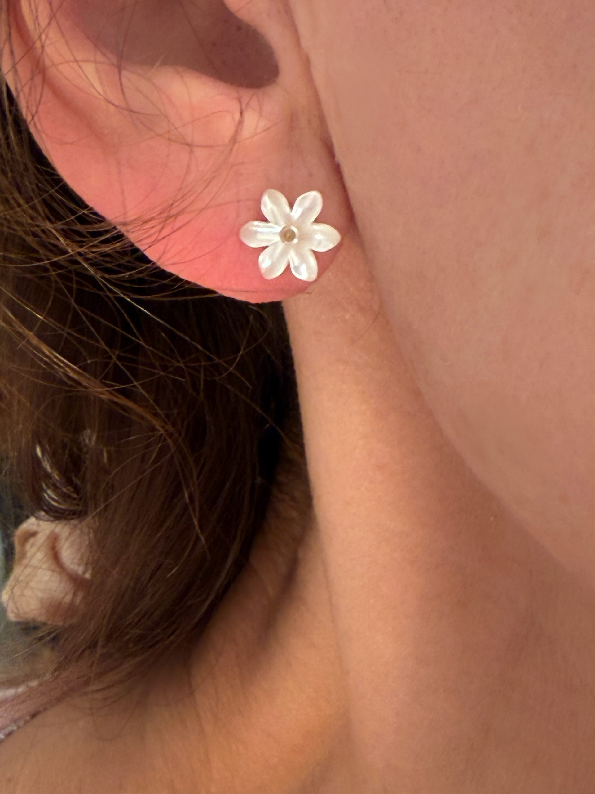 Boucles d’oreilles Puces d’oreilles Lilly 1 Boucles d’oreilles Puces d’oreilles Lilly