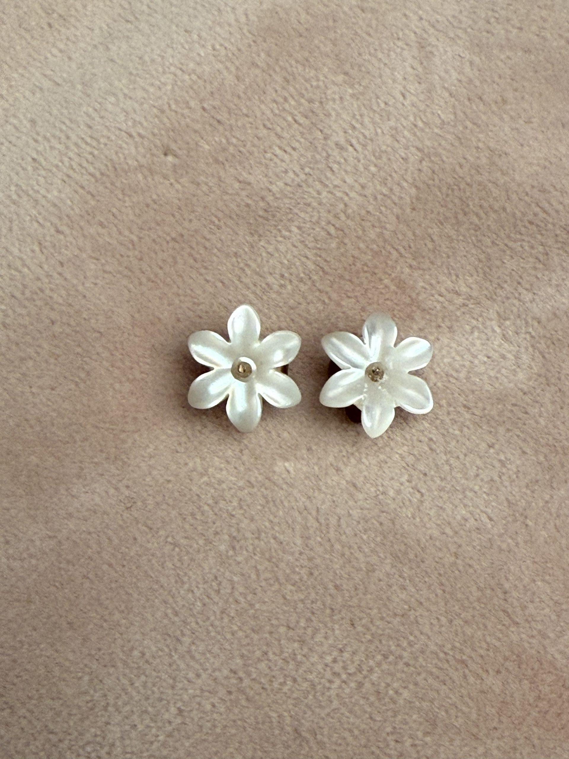 Boucles d’oreilles Puces d’oreilles Lilly 2 Boucles d’oreilles Puces d’oreilles Lilly
